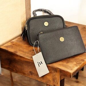 🔥SALE! NWT Jessica Moore Lush Camera bag & Black Clutch and Wristlet Set